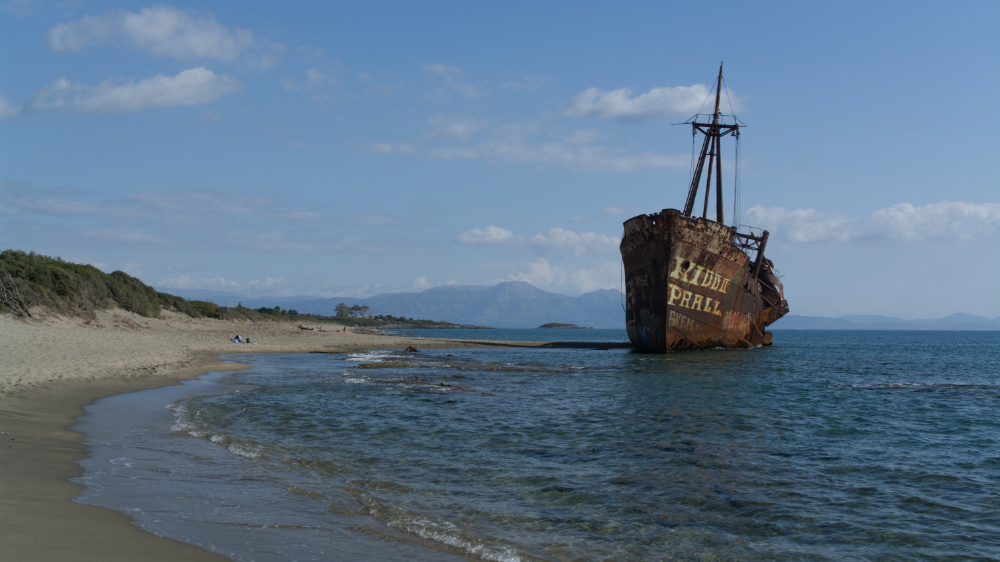 Dimitrios shipwreck, Peloponnese
