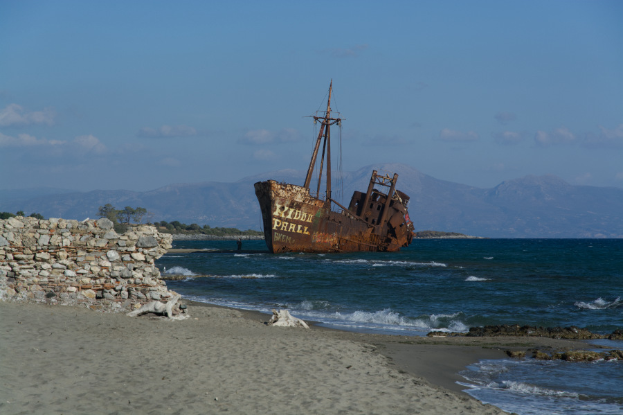 Dimitrios shipwreck, Peloponnese